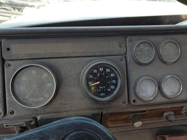 Freightliner Convention Flc112 Image 7