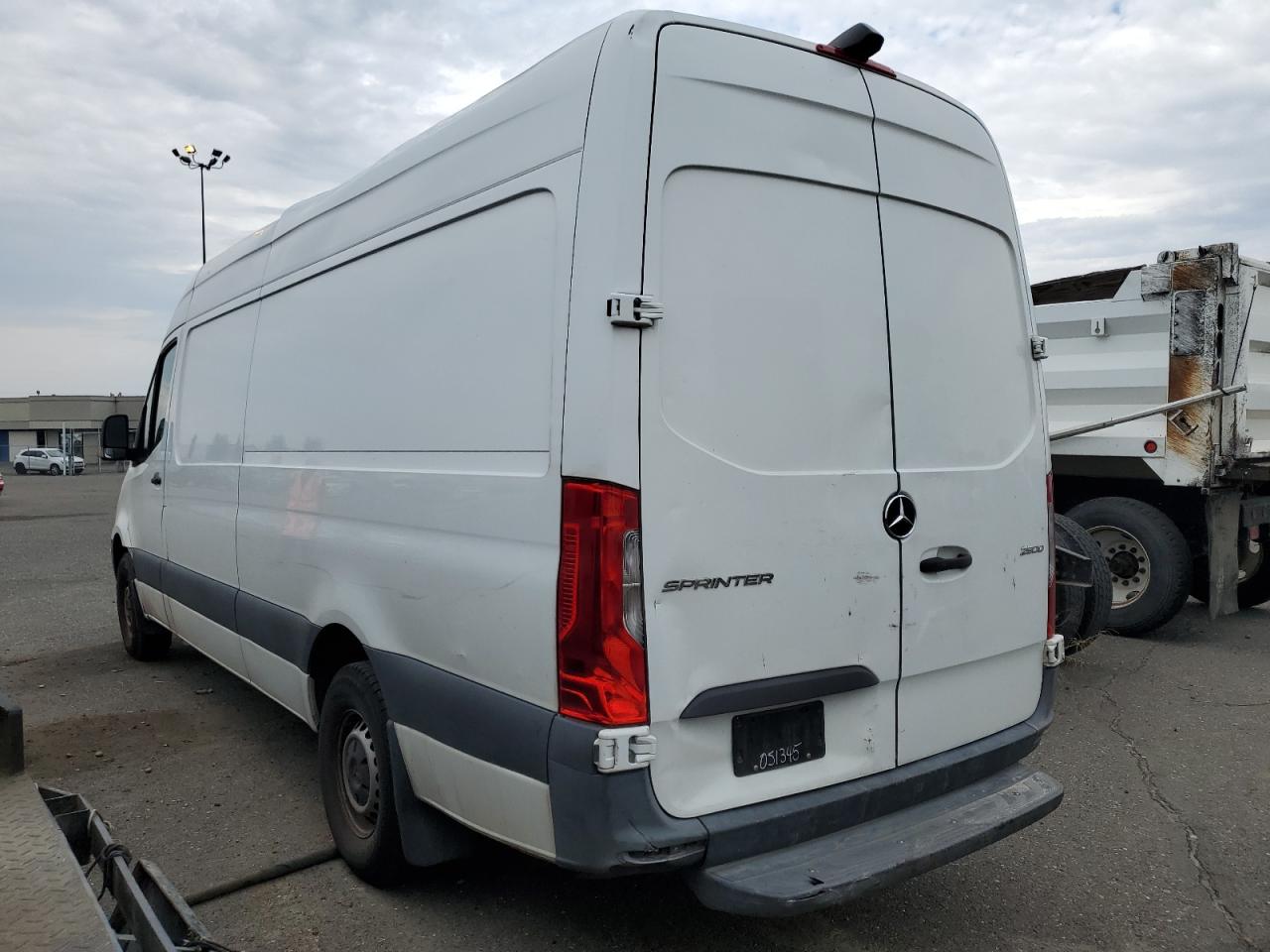 Mercedes-Benz Sprinter 2500 Image 3