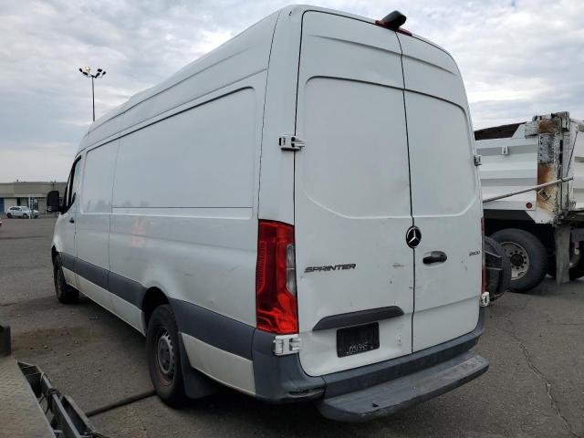 Mercedes-Benz Sprinter 2500 Image 3