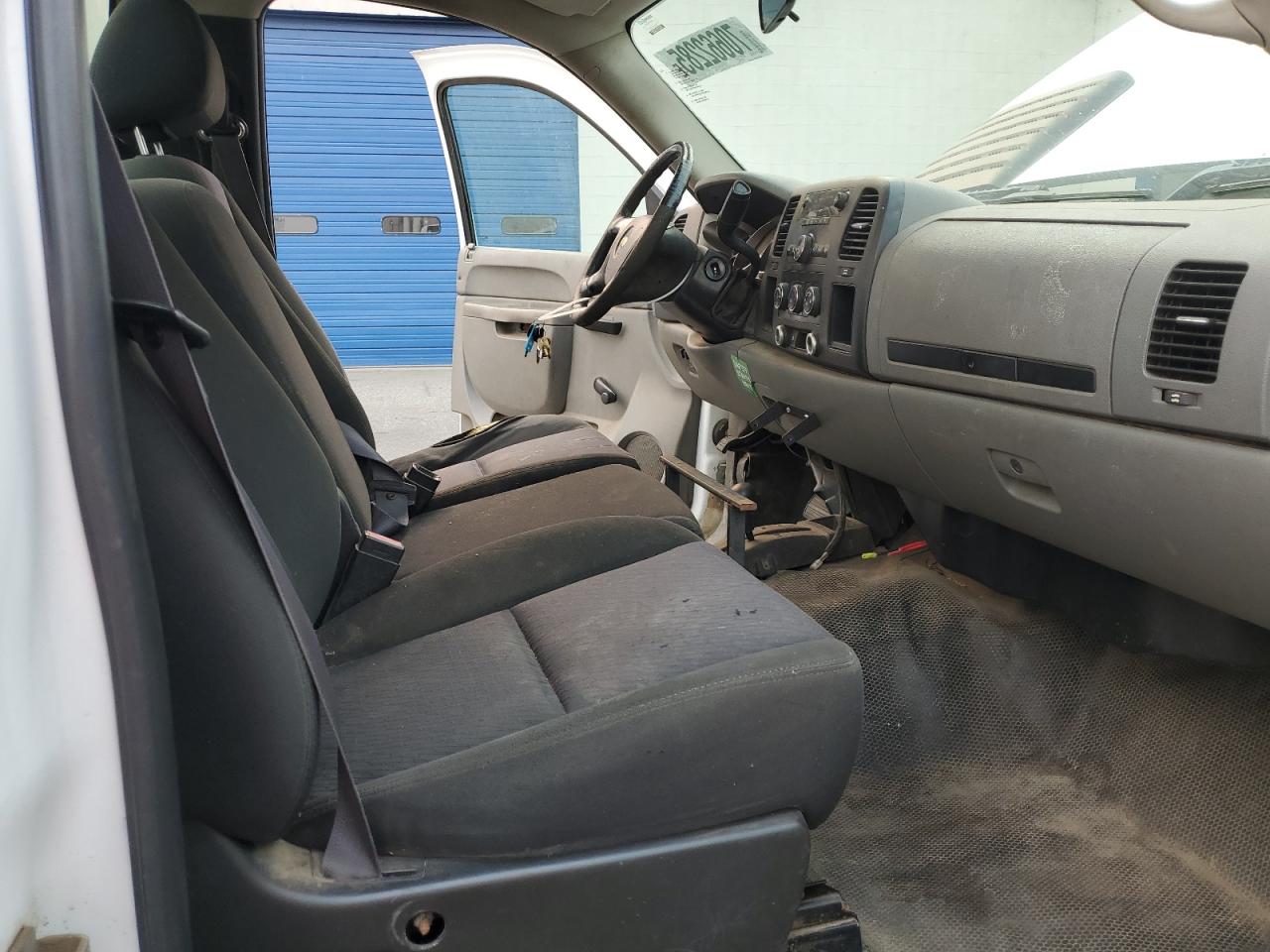 Chevrolet Silverado K2500 Heavy Duty Image 9