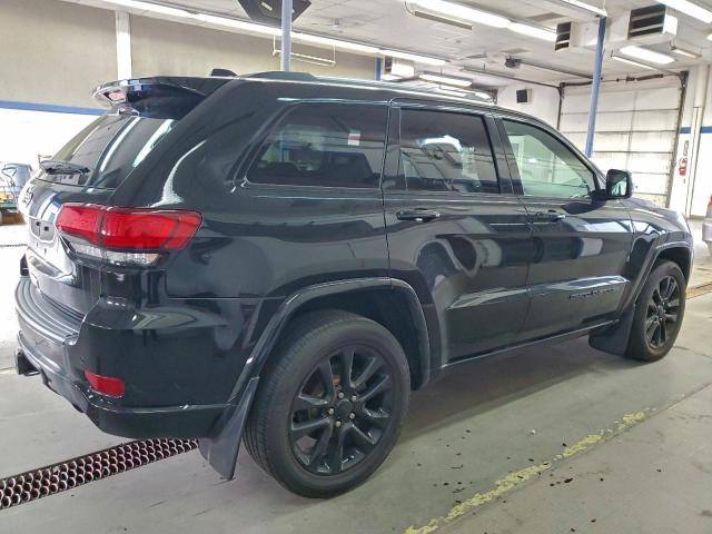 Jeep Grand Cherokee Laredo Image 11