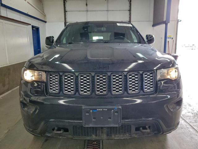 Jeep Grand Cherokee Laredo Image 2