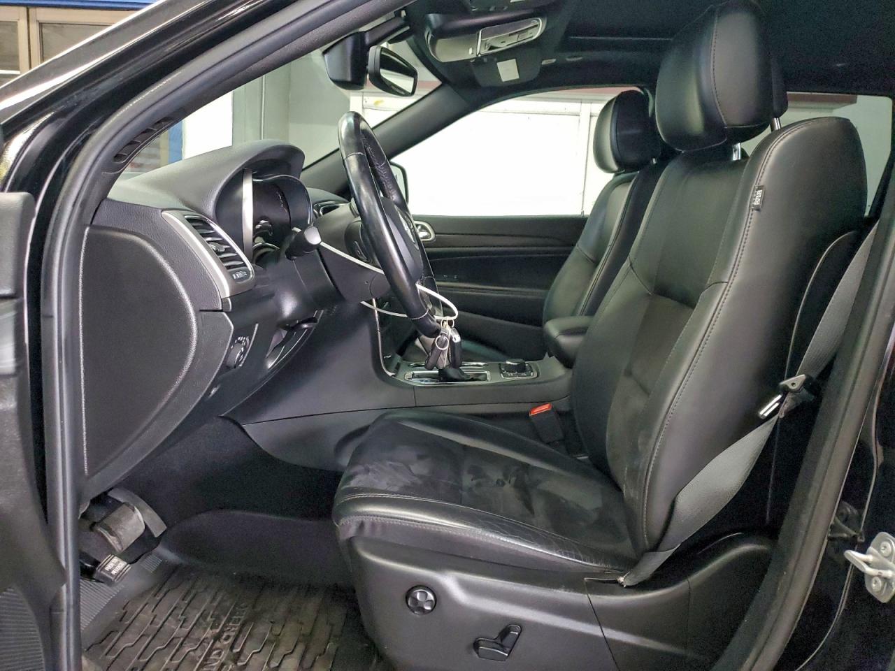 Jeep Grand Cherokee Laredo Image 4