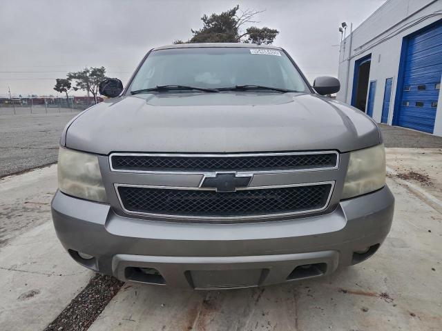 Chevrolet Tahoe K1500 Image 8
