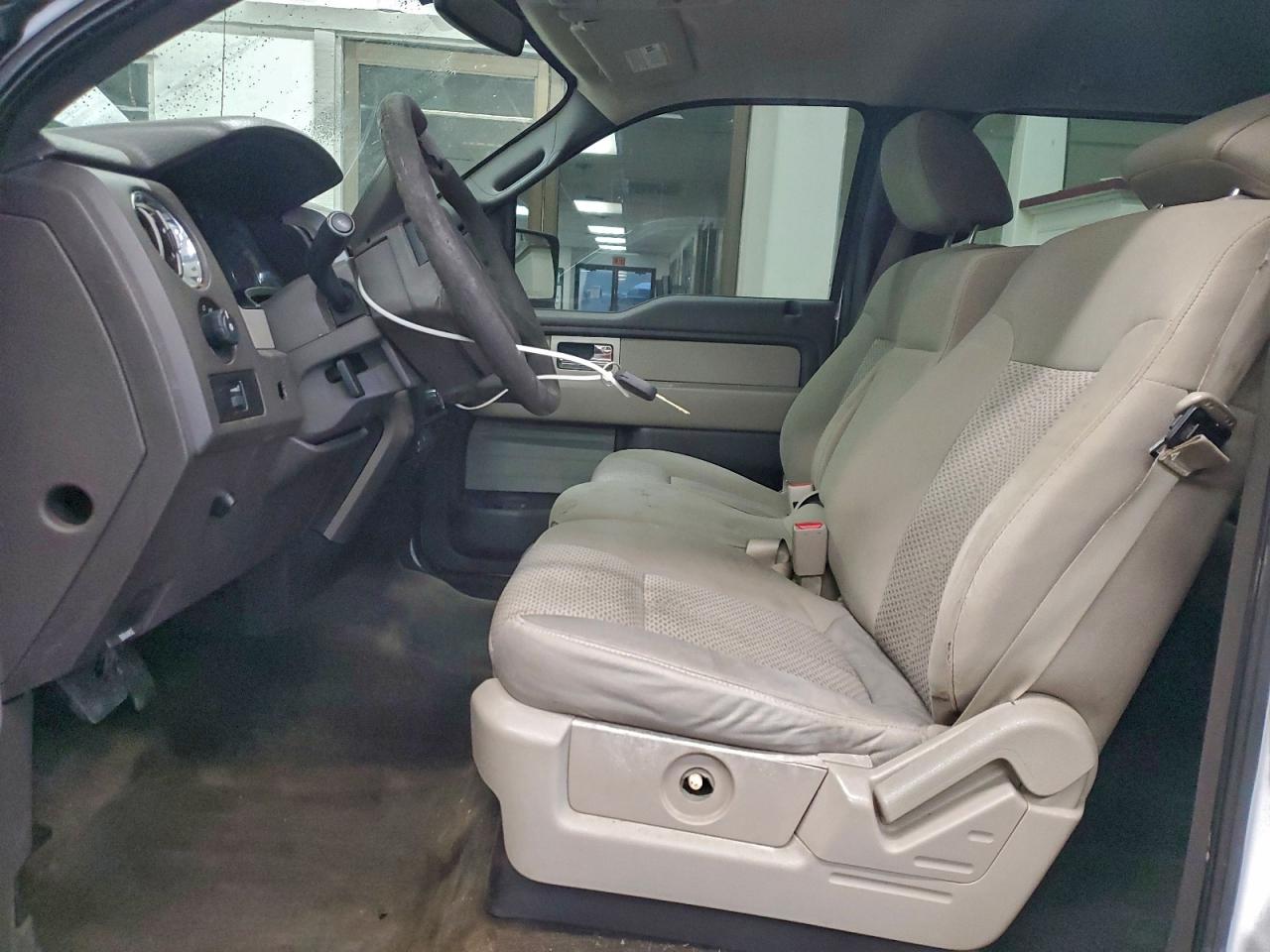 Ford F-150 Supercrew Image 3